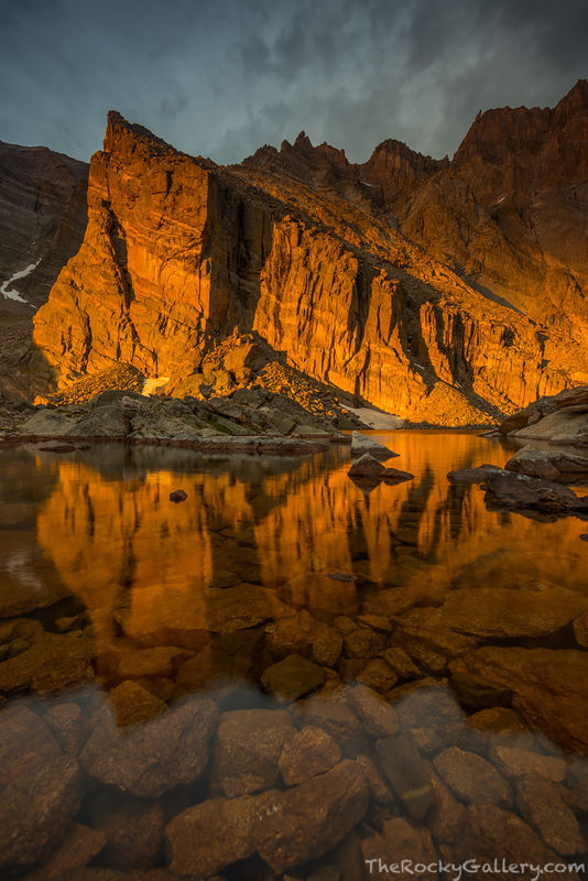 Stormy Chasm 